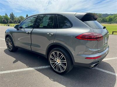 2016 Porsche Cayenne SUV , AWD , Fully loaded !  Great service records ! - Photo 3 - Gladstone, OR 97027