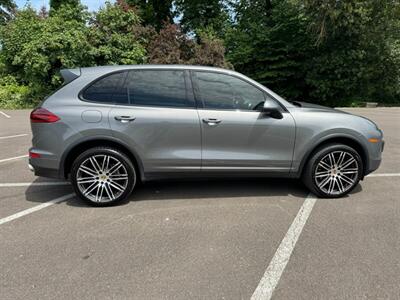 2016 Porsche Cayenne SUV , AWD , Fully loaded !  Great service records ! - Photo 6 - Gladstone, OR 97027