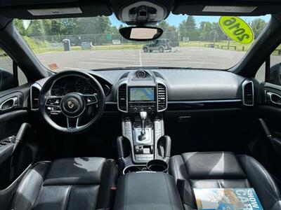 2016 Porsche Cayenne SUV , AWD , Fully loaded !  Great service records ! - Photo 16 - Gladstone, OR 97027