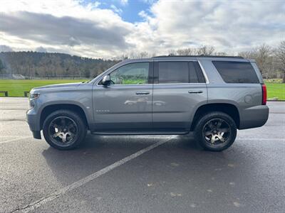2019 Chevrolet Tahoe LT   - Photo 2 - Gladstone, OR 97027