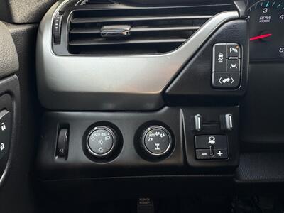 2019 Chevrolet Tahoe LT   - Photo 72 - Gladstone, OR 97027