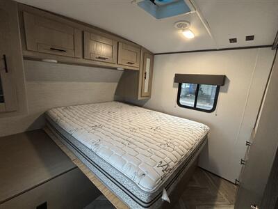2021 SHADOW CRUISER 277BHS Travel Trailer   - Photo 37 - Gladstone, OR 97027