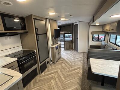 2021 SHADOW CRUISER 277BHS Travel Trailer   - Photo 38 - Gladstone, OR 97027