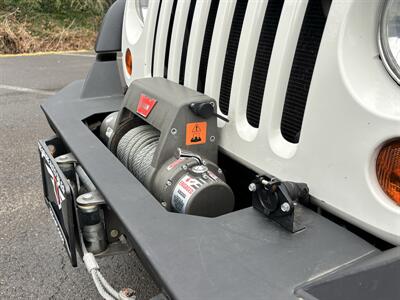 2010 Jeep Wrangler Unlimited Rubicon  SUV , LOW MILES ! - Photo 9 - Gladstone, OR 97027