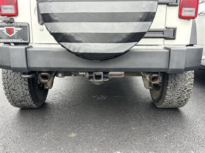 2010 Jeep Wrangler Unlimited Rubicon  SUV , LOW MILES ! - Photo 14 - Gladstone, OR 97027