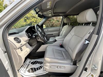 2013 Honda Pilot EX-L  3rd row seats ! Fully Loaded ! - Photo 13 - Gladstone, OR 97027