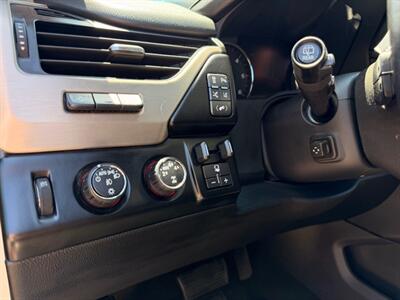 2015 GMC Yukon Denali  3rd row seats ! - Photo 35 - Gladstone, OR 97027