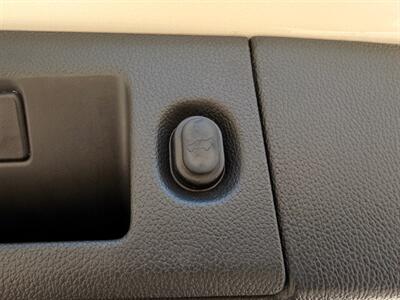 2015 GMC Yukon Denali  3rd row seats ! - Photo 47 - Gladstone, OR 97027
