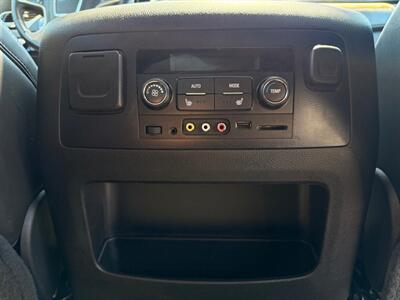 2015 GMC Yukon Denali  3rd row seats ! - Photo 49 - Gladstone, OR 97027