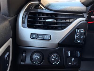 2015 GMC Yukon Denali  3rd row seats ! - Photo 22 - Gladstone, OR 97027