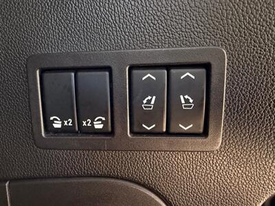 2015 GMC Yukon Denali  3rd row seats ! - Photo 46 - Gladstone, OR 97027