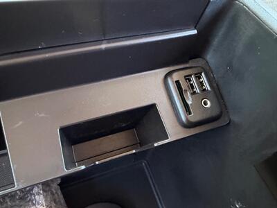 2015 GMC Yukon Denali  3rd row seats ! - Photo 62 - Gladstone, OR 97027