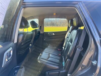 2013 Nissan Pathfinder SL SUV  Fully Loaded ... Must See ! - Photo 11 - Gladstone, OR 97027