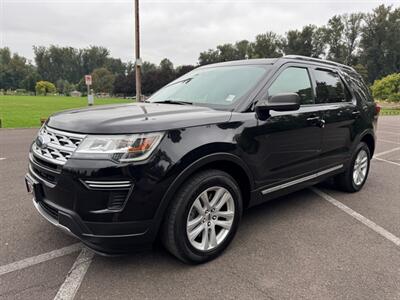 2019 Ford Explorer XLT , SUV  Fully Loaded ! 3rd row seats ! SUV