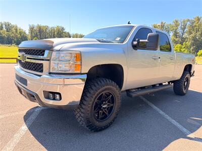 2013 Chevrolet Silverado 3500HD Silverado 3500 HD Diesel Pickup Truck !  4X4 , Clean title ! Truck