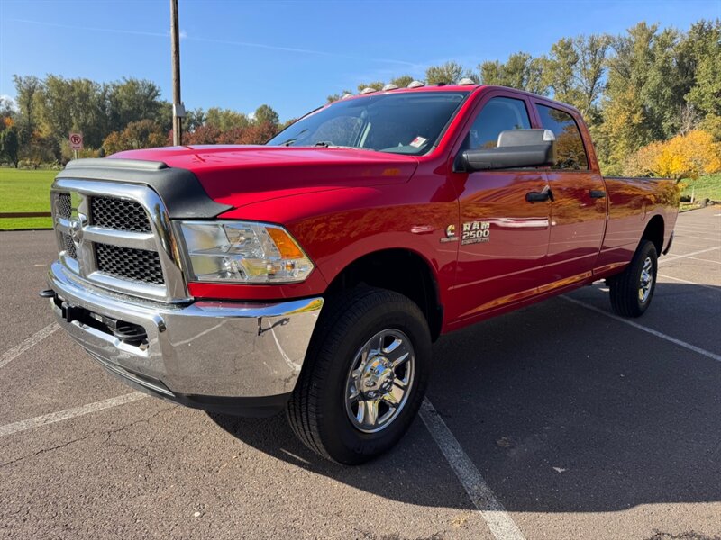 2018 RAM 2500 Long Bed 6.7 L Cummins Diesel Pickup Truck !  