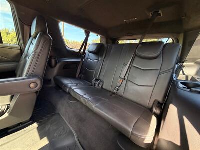 2017 Cadillac Escalade ESV Escalade ESV Platinum   - Photo 12 - Gladstone, OR 97027