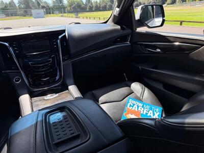 2017 Cadillac Escalade ESV Escalade ESV Platinum   - Photo 18 - Gladstone, OR 97027
