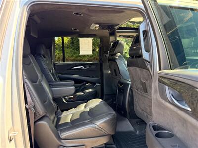 2017 Cadillac Escalade ESV Escalade ESV Platinum   - Photo 14 - Gladstone, OR 97027
