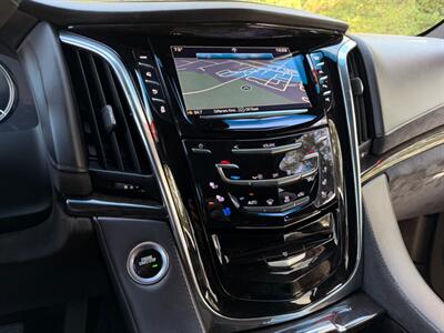 2017 Cadillac Escalade ESV Escalade ESV Platinum   - Photo 71 - Gladstone, OR 97027