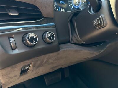 2017 Cadillac Escalade ESV Escalade ESV Platinum   - Photo 35 - Gladstone, OR 97027
