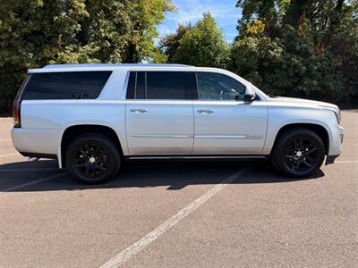 2017 Cadillac Escalade ESV Escalade ESV Platinum   - Photo 6 - Gladstone, OR 97027