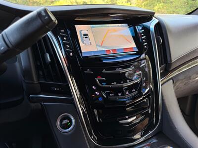 2017 Cadillac Escalade ESV Escalade ESV Platinum   - Photo 20 - Gladstone, OR 97027