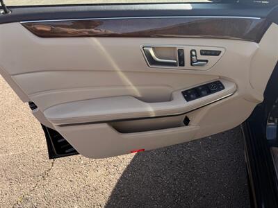 2016 Mercedes-Benz E 350 4MATIC  Low Miles ! - Photo 36 - Gladstone, OR 97027