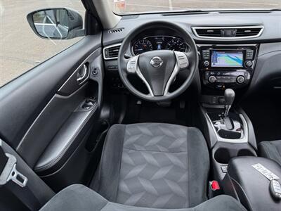 2016 Nissan Rogue SV   - Photo 23 - Gladstone, OR 97027