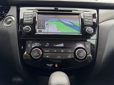 2016 Nissan Rogue SV   - Photo 20 - Gladstone, OR 97027