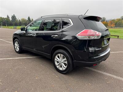 2016 Nissan Rogue SV   - Photo 3 - Gladstone, OR 97027