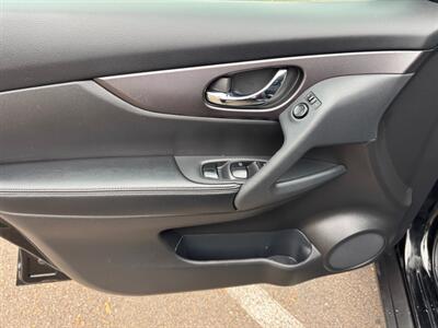2016 Nissan Rogue SV   - Photo 31 - Gladstone, OR 97027