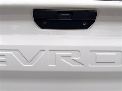 2020 Chevrolet Silverado 1500 Pickup Truck  4X4 , Low Miles ! - Photo 33 - Gladstone, OR 97027