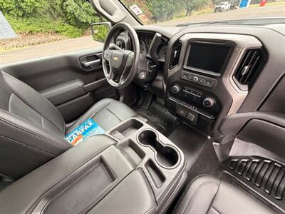 2020 Chevrolet Silverado 1500 Pickup Truck  4X4 , Low Miles ! - Photo 14 - Gladstone, OR 97027