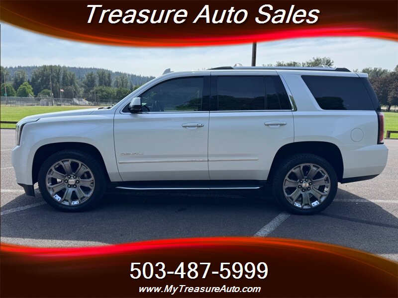2016 GMC Yukon Denali SUV , Fully Loaded !  3rd rwo seats !
