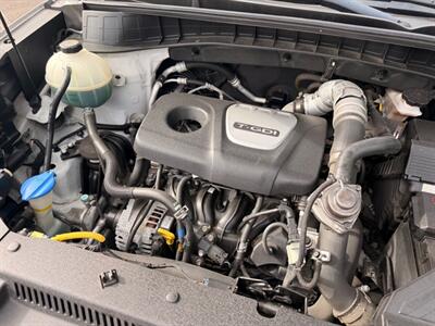 2017 Hyundai TUCSON Sport   - Photo 36 - Gladstone, OR 97027