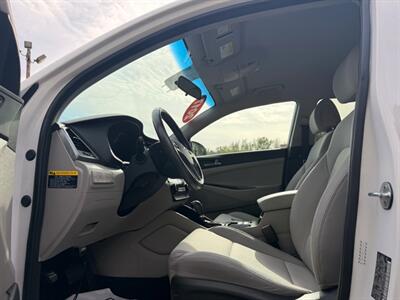 2017 Hyundai TUCSON Sport   - Photo 10 - Gladstone, OR 97027