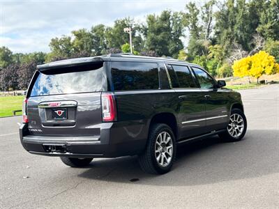 2015 GMC Yukon XL Denali SUV  4x4 ,3rd row seats , Fully Loaded ! - Photo 5 - Gladstone, OR 97027