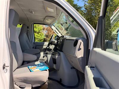 2014 Ford E-350 SD XLT   - Photo 12 - Gladstone, OR 97027