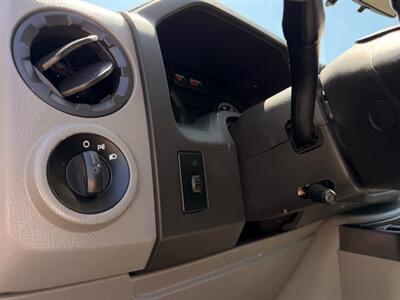 2014 Ford E-350 SD XLT   - Photo 32 - Gladstone, OR 97027