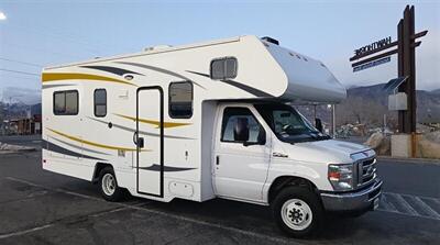 2020 Winnebago E-350 SD  Minnie Winnie Serise M-325AR - Photo 6 - Gladstone, OR 97027