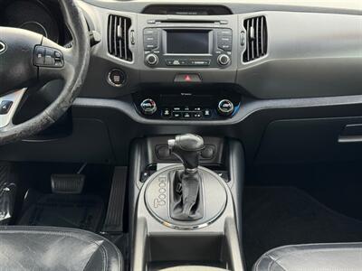 2012 Kia Sportage SX SUV AWD , Fully Loaded !  Low miles ! - Photo 17 - Gladstone, OR 97027