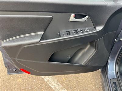 2012 Kia Sportage SX SUV AWD , Fully Loaded !  Low miles ! - Photo 31 - Gladstone, OR 97027