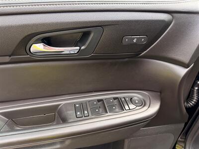 2016 Chevrolet Traverse LT   - Photo 36 - Gladstone, OR 97027