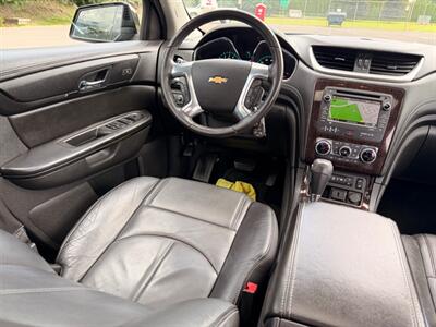 2016 Chevrolet Traverse LT   - Photo 18 - Gladstone, OR 97027