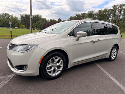2017 Chrysler Pacifica Touring Plus   - Photo 30 - Gladstone, OR 97027