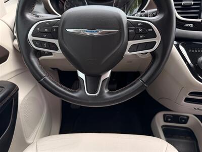 2017 Chrysler Pacifica Touring Plus   - Photo 63 - Gladstone, OR 97027