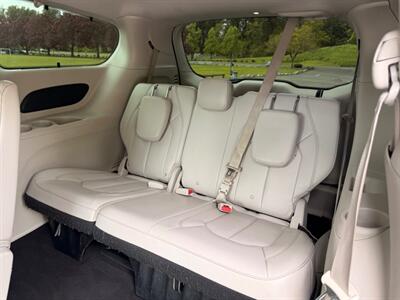 2017 Chrysler Pacifica Touring Plus   - Photo 37 - Gladstone, OR 97027