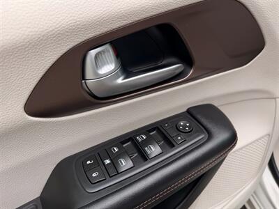 2017 Chrysler Pacifica Touring Plus   - Photo 35 - Gladstone, OR 97027
