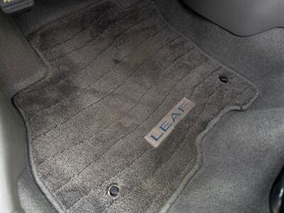 2013 Nissan LEAF SV - Photo 34 - Gladstone, OR 97027